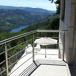 Casa Douro Terrace Дом отдыха Байан